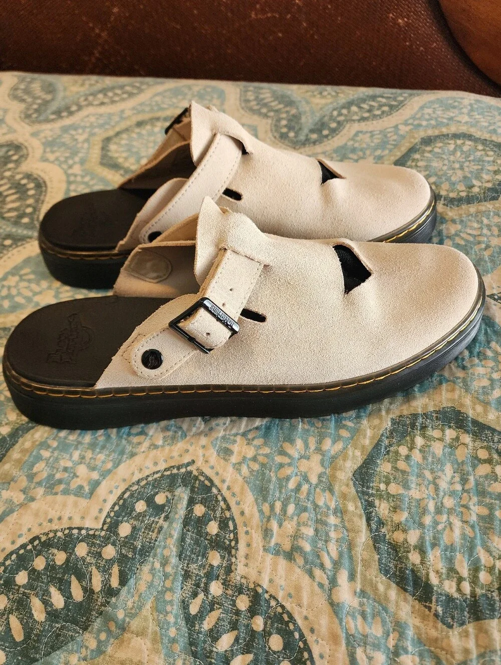 Dr Martens Carlson Suede Mules Sand Clogs Sandals Mens 13 EUC Convertible Strap